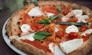 pizza margherita jpeg
