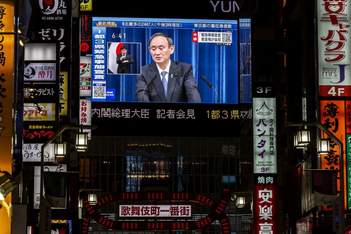 Premierul Yoshihide Suga a declarat stare de urgență în patru provincii din JaponiaFoto: Guliver / GettyImages