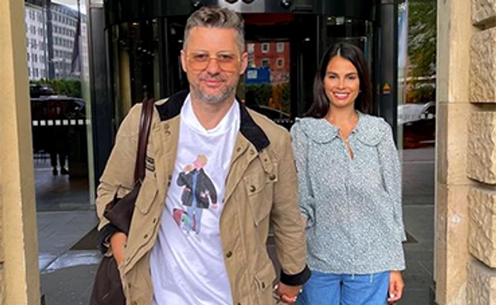 Anca, la mare cu patru dintre copiii ei