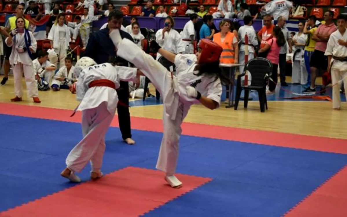 crina gheorghiu karate Galati 4