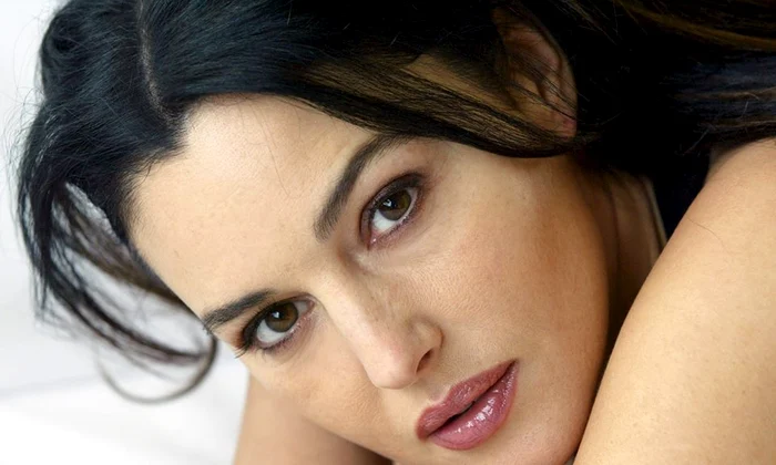 Monica Bellucci nud jpeg