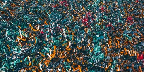 Cimitir de biciclete în Chengdu China FOTO Profimedia