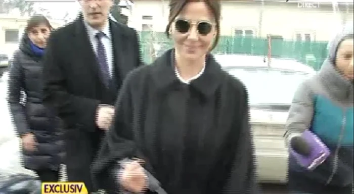 Prezentatoarea nu a vrut să stea de vorbă cu presa