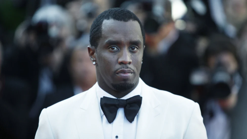 Rapperul Diddy, de nerecunoscut după o lună de închisoare. Prima fotografie oficială după condamnare