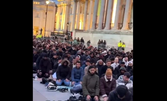Mii de oameni au păraticipat la rugăciunea colectivă. FOTO: captură video/Nick Timothy