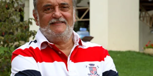 Dinu Patriciu îşi majorează participaţia la Deutsche Land