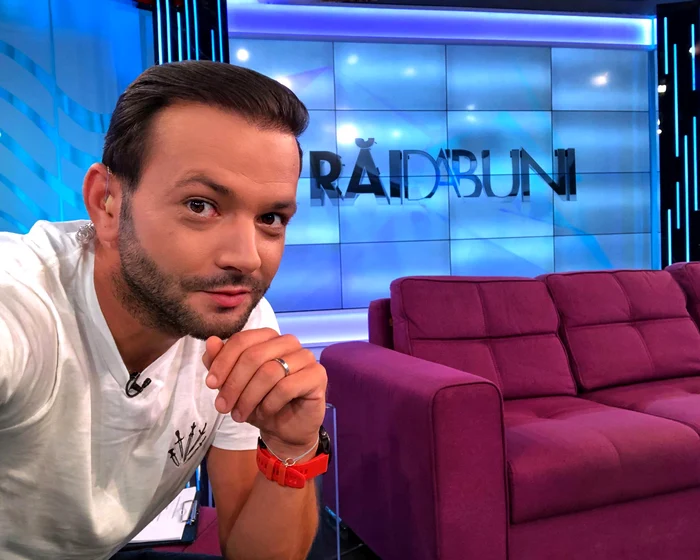 
    Mihai Morar prezintă de 11 ani "Răi da' buni"Foto: arhivă personală  