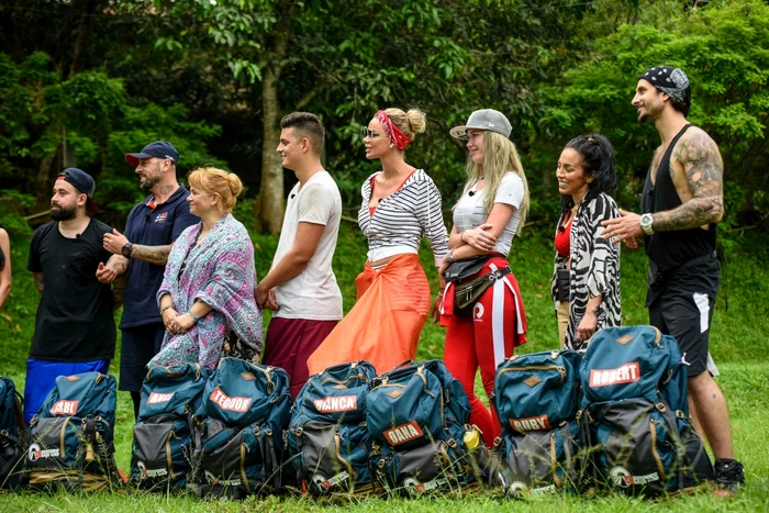 
    Începe Asia Express  