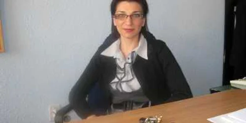 Prof. Cornelia Conon, director adjunct al Liceului de Artă