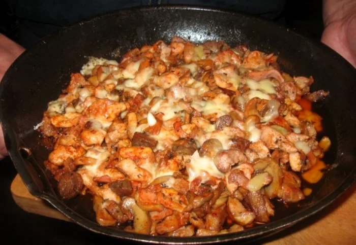 Chiar dacă e post, ne-am gândit şi la cei care nu au renunţat la carne.