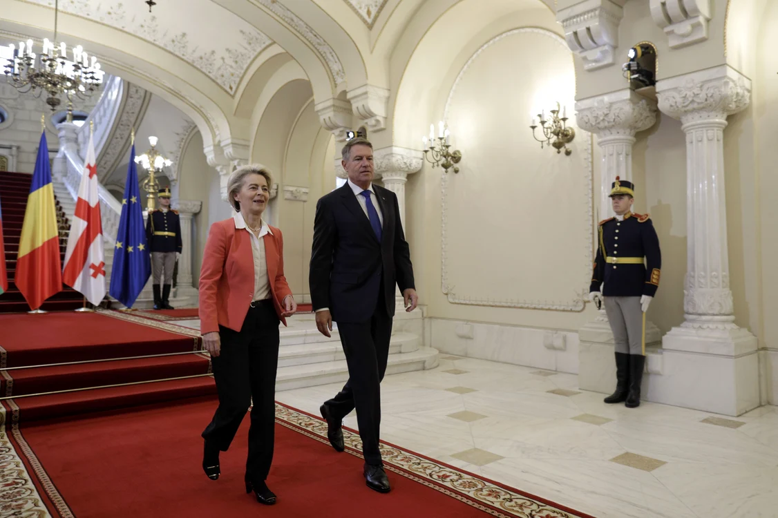 Și Euronews a scris că Iohannis ar putea să îi ia locul lui von der Leyen la șefia CE Foto: Arhivă