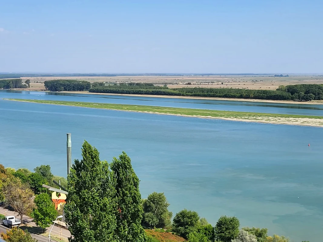 Insula de mijlocul Dunării de la Galați, obiectiv de atracție, sursa C Mazilu (6) jpeg