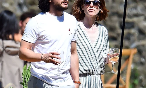 *PREMIUM EXCLUSIVE* STRICTLY NOT AVAILABLE FOR ONLINE USE UNTIL 17:30 PM UK TIME ON 26/6/2018 MUST CALL FOR PRICING BEFORE USAGE   Newly Married Kit Harington and wife Rose Leslie post wedding Family jpeg