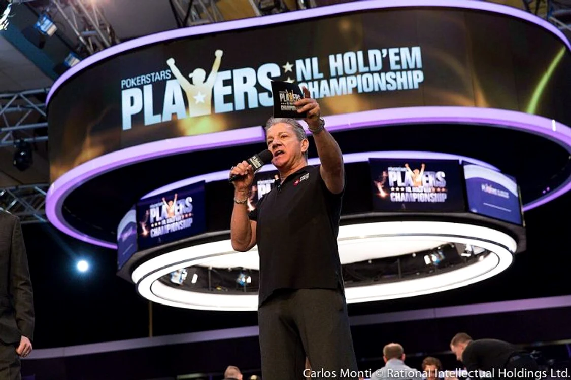 Bruce Buffer a fost prezentatorul PSPC