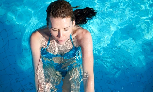 inot   piscina   woman gb77933578 1280 jpg