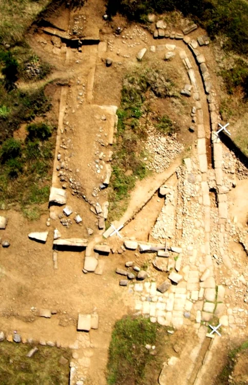 Ruinele de la Pistiros FOTO wikipedia