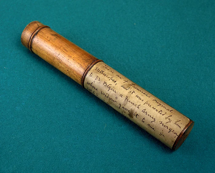 800px laennecs stethoscope c 1820 9660576833 jpg jpeg