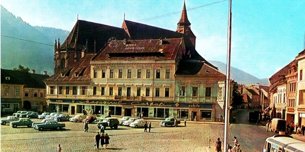Centrul Braşovului în anii comunismului. FOTOorasulmemorabil.ro
