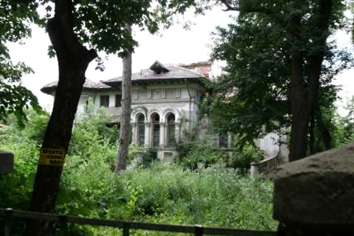 Casa Miclescu este locul unde s-a filmat ecranizarea romanului Enigma Otiliei FOTO turismistoric.ro