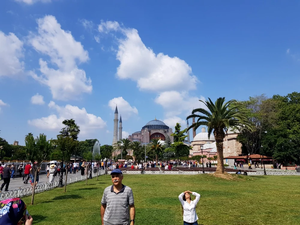 Biserica transformată în moschee, apoi în muzeu Sfânta Sofia este unul dintre cele mai vizitate obiective. FOTOGRAFII: Remus Florescu