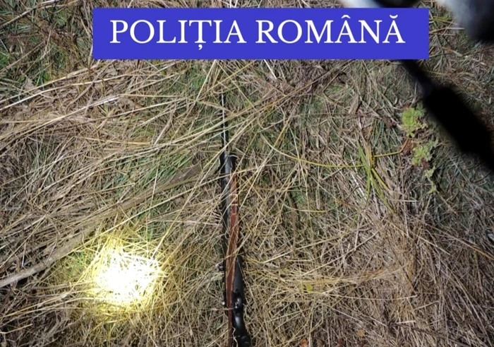 Arma a fost găsită de poliţiştii gorjeni