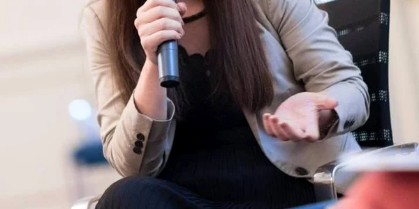 angela grămadă