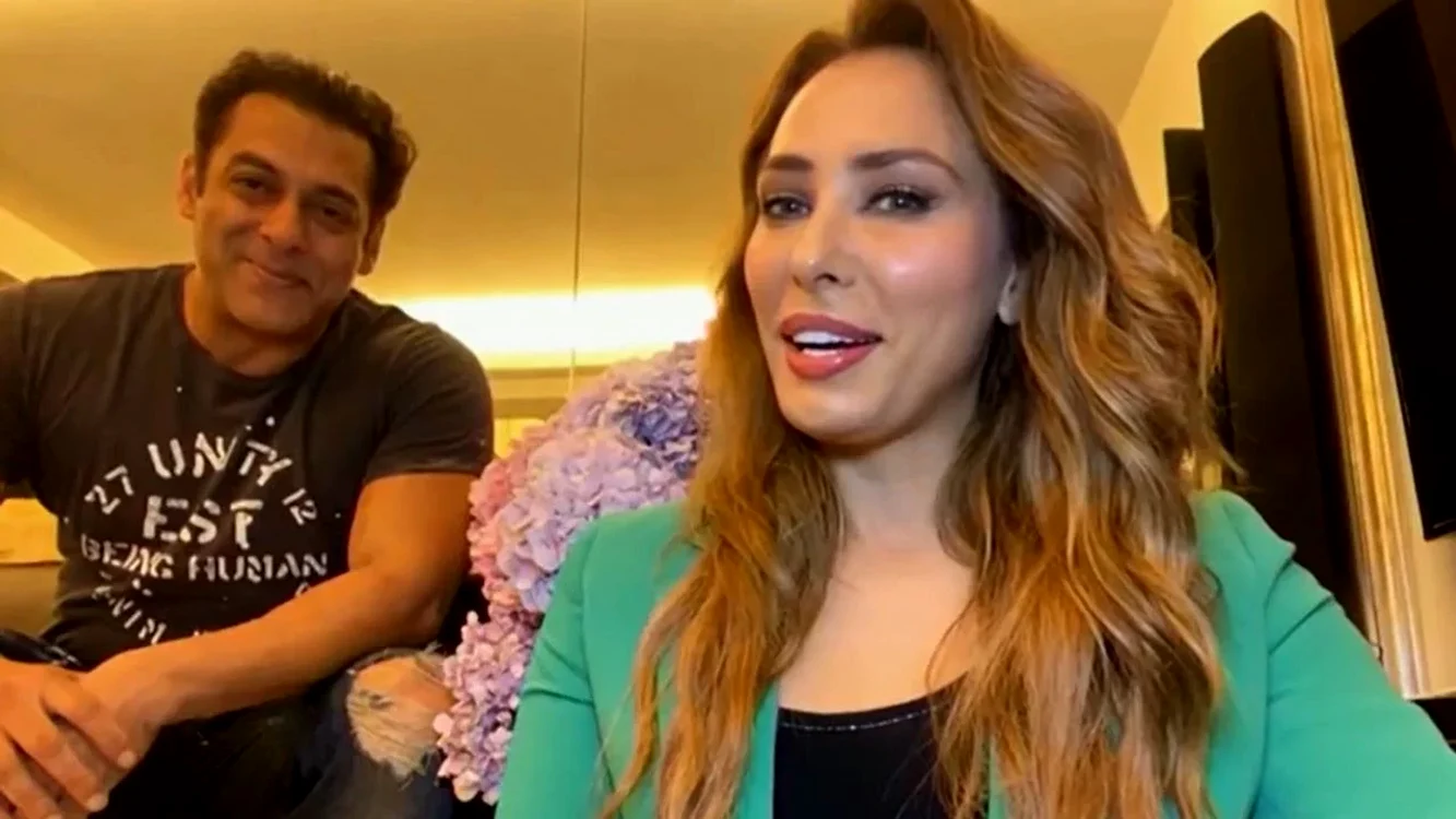 Iulia Vântur are o relație cu Salman Khan / foto: Captură TV