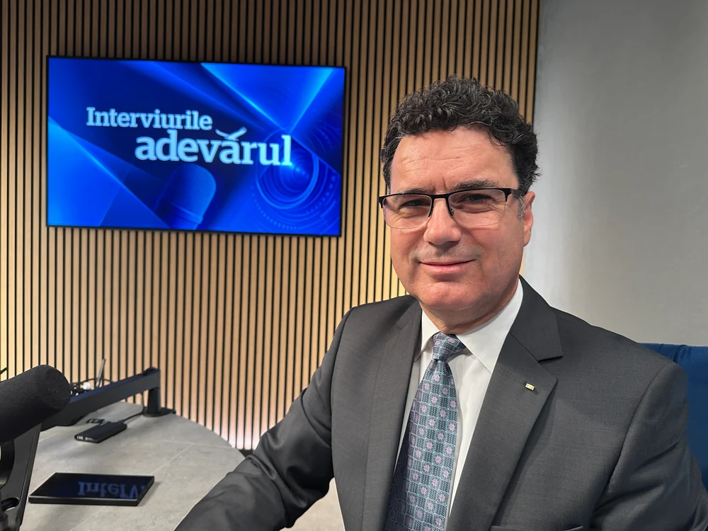 Rectorul SNSPA, Remus Pricopie, invitat la „Interviurile Adevărul”