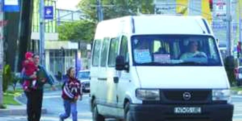 Neamţ: Orarul microbuzelor va fi pus la vedere în staţii