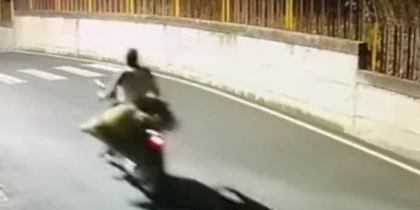 Un român şi-a ucis prietenul în Napoli