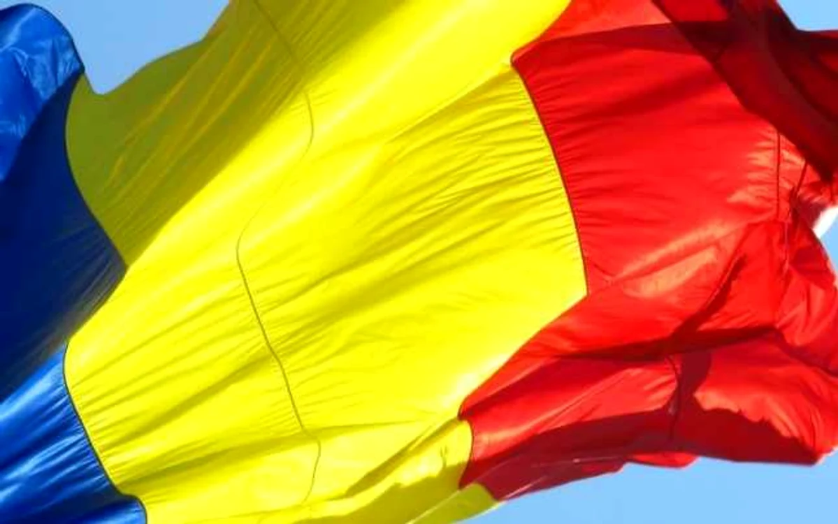 Marinarii miltari sărbătoresc Ziua Naţională.