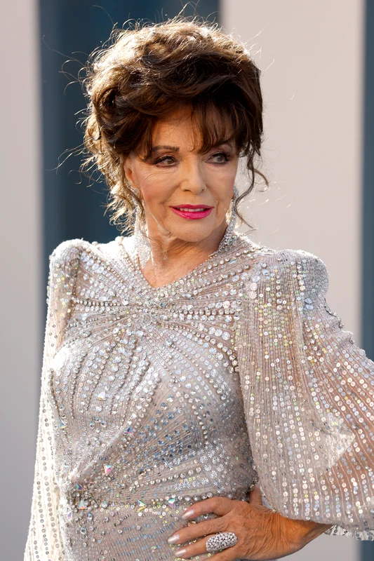 Joan Collins are acum 90 de ani
