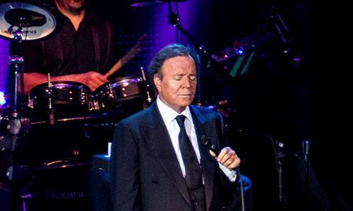 Julio Iglesias2 png