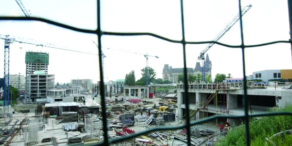 Situl şantierului Palas