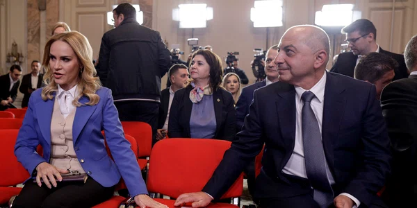 Conferința de presă comună a liderilor PSD și PNL alături de candidatul acestora la PMB, Cătălin Cîrstoiu, în București. FOTO Inquam Photos / Octav Ganea