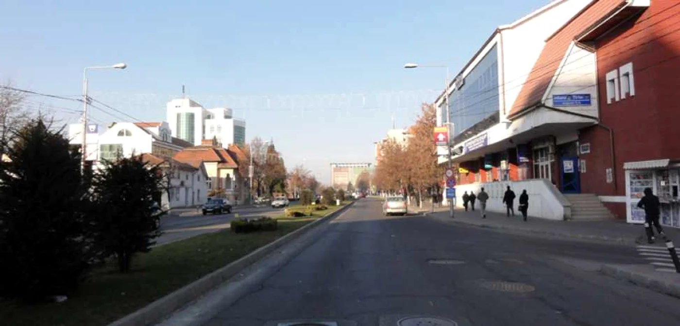 Circulaţia rutieră pe b-dul A.I. Cuza va fi inchis între orele 09.15-11.00