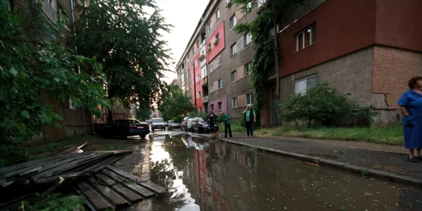 Furtună în Hunedoara. FOTO