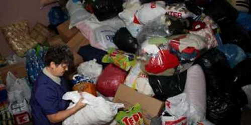 Puncte de colectare a ajutoarelor s-au deschis în mai multe oraşe