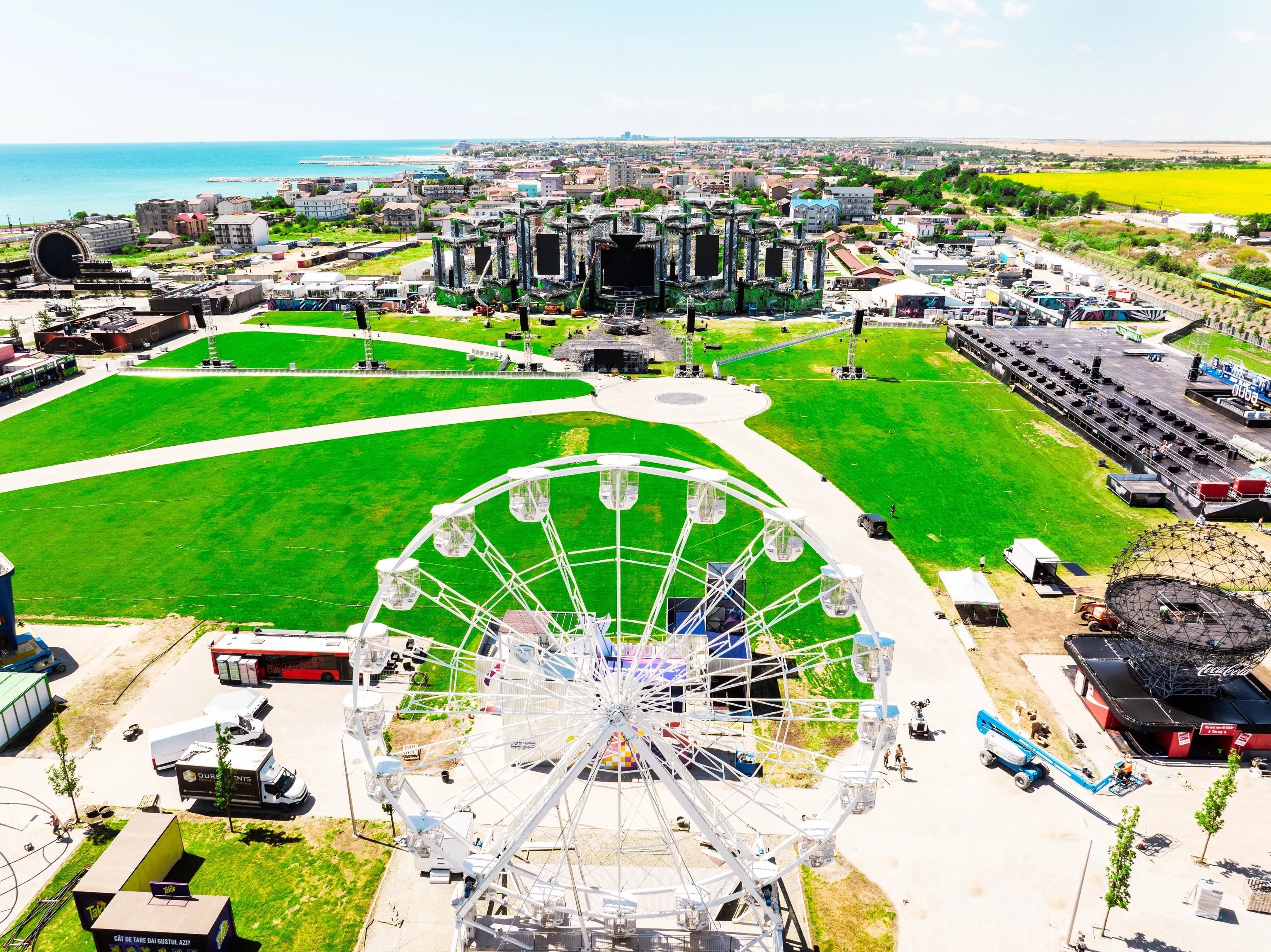 Beach, Please! 2026. Line-up, program și bilete pentru cele cinci zile de concerte