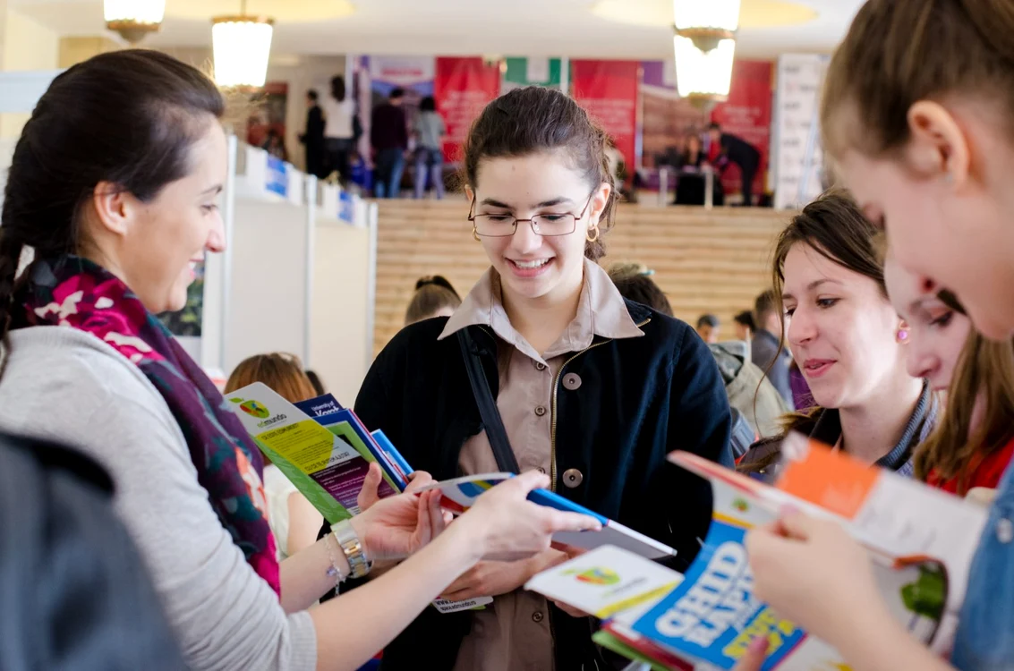 Târgul de universităţi străine RIUF are loc în weekendul 14-15 martie, la Sala PalatuluiFOTO: RIUF