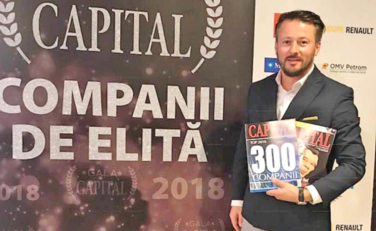 
    Ciprian şi-a postat pe Facebook o poză cu noua femeie din viaţa lui  