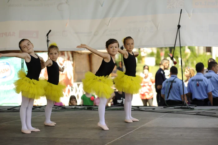 Festivalul implicării – un tîrg al asociaţiilor şi fundaţiilor jpeg