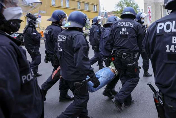 Proteste în Germania faţă de măsurile de restricţie 25 aprilie 2020 FOTO EPA-EFE