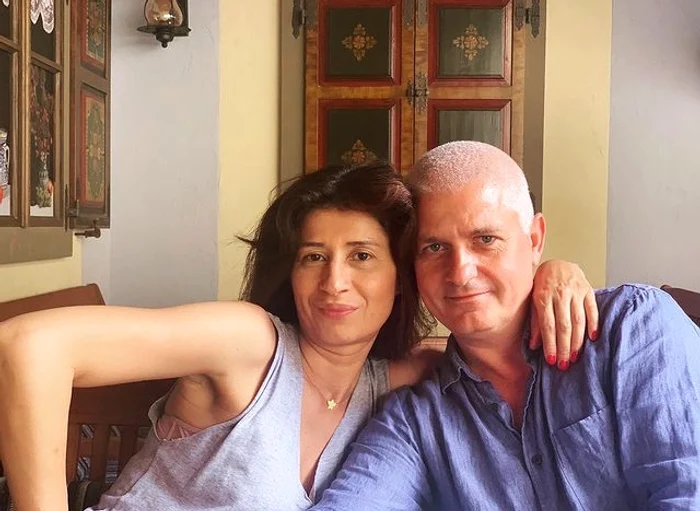 
    Virgil Ianțu și Roxana sunt împreună de 15 anifoto: arhiva personală  