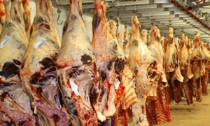 În judeţul Alba există cel puţin trei firme de renume, producătoare de mezeluri din carne de porc