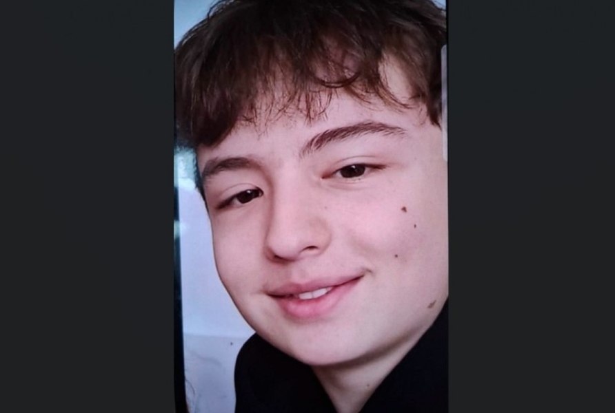 Poliţiştii l-au găsit pe băiatul de 14 ani care a dispărut din Bucureşti, pentru care a fost emis mesaj ROALERT