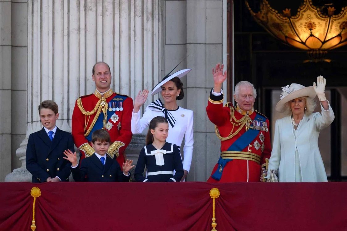 Printul George, Printul William, Printul Louis, Printesa Kate, Printesa Charlotte, Regele Charles si Regina Camilla la Trooping the Colour 2024  profimedia 0881837144 jpg