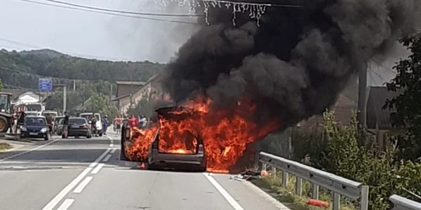 incendiu bmw