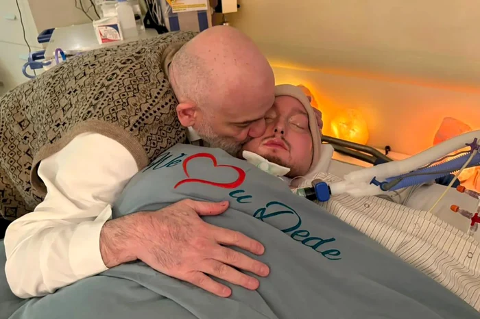 Prințul Al Waleed bin Khaled bin Talal Al Saud foto X 2 jpg