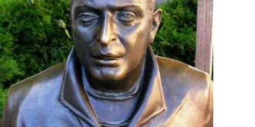 Milionarul Akselirod avea monument chiar pe strada pe care locuia